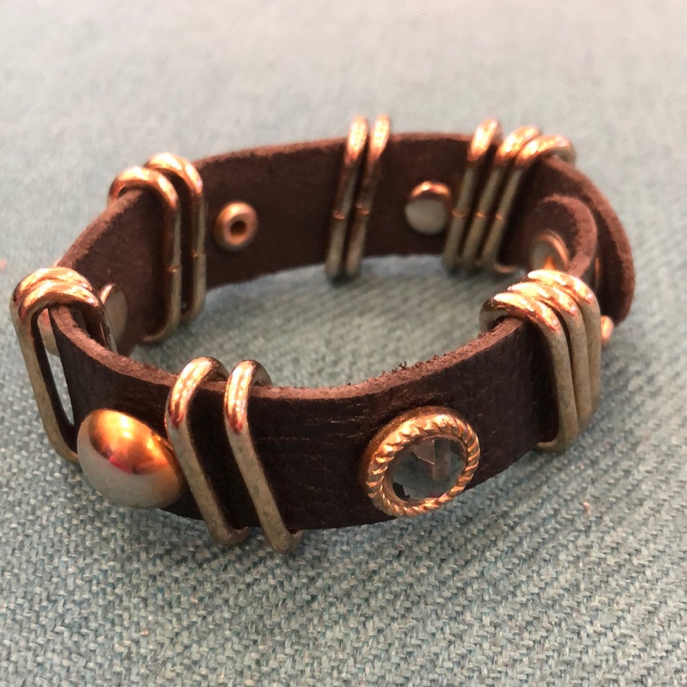 Black clip bracelet